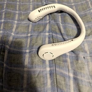 Mini portable air conditioner